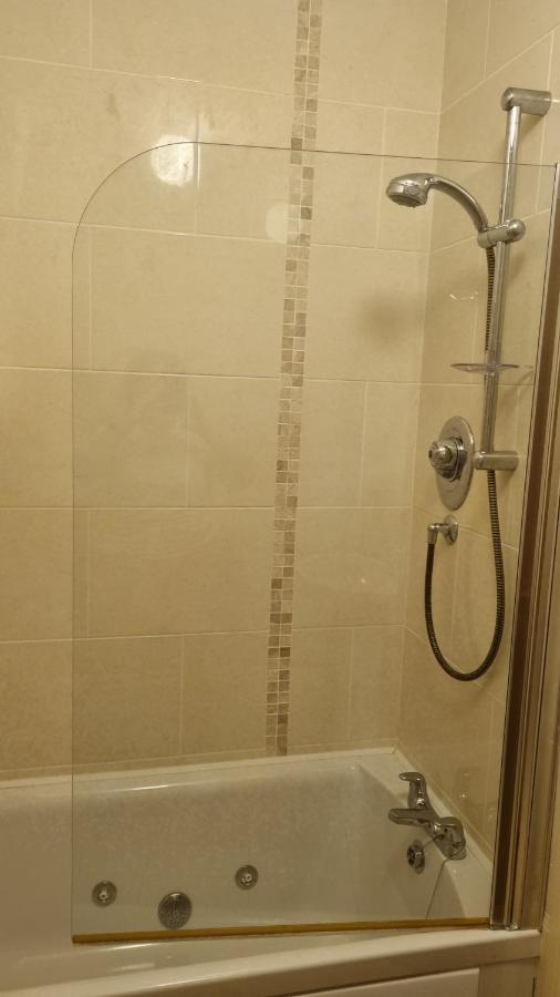 2 Bedroomed Ground Floor Apartment Kenmare Exterior foto